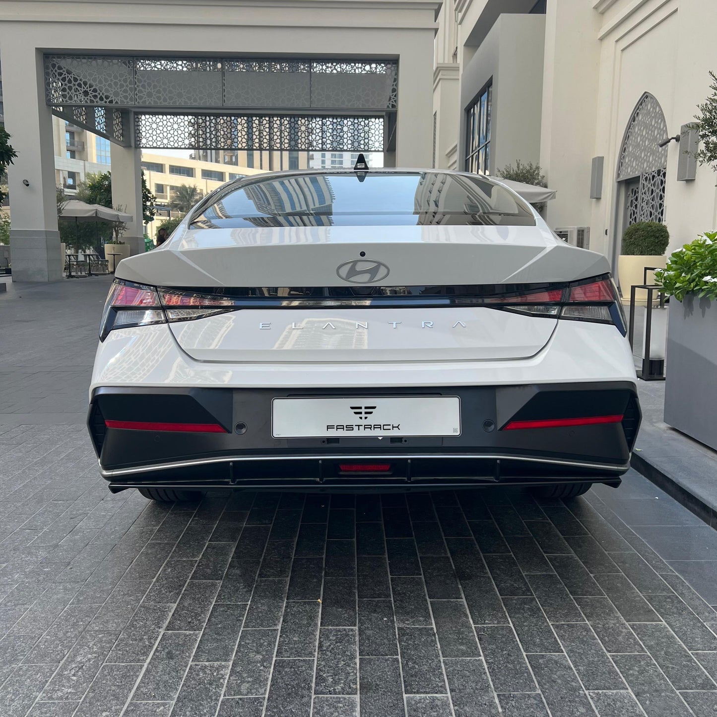 Hyundai Elantra 2025